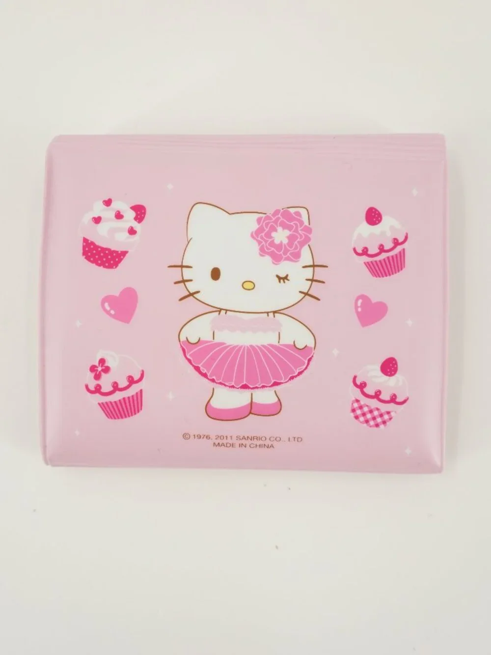 Vintage Sanrio Hello Kitty Tri-Fold Wallet 2011 Pink Cupcake